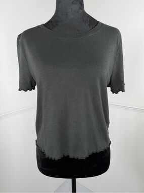 Hollister Must Have Collection Black Lettuce Hem Short Sleeve Tee Size Large